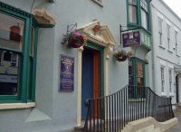 glastonbury-front-door-200