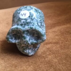 Afrikaans Jade Skull - Moeder Aarde Natuurwezen & Elfjes Skull (Buddstone / Verdiet) = 4.5 x 3 x 3.2 cm