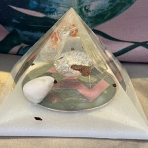 Piramide Antahkarana 1: vol wijsheidscodes -  incl MP3 07