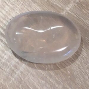 Opaal Girasol 1: 7.4x6x3 cm - 74 gr - MADAGASKAR