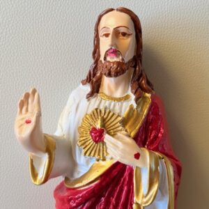 Houten Beeld van Jezus: 29x10x9 cm