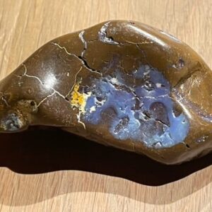 Opaal Boulder 2: 7.5 x 4.5 x 3.5 cm - 140 gram - AUSTRALIË