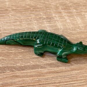 Malachiet Krokodil 2: 6.7x2.2x0.8 cm - 17 gr - Symbool van de OerMoeder energie van Geboorte & Initiatie