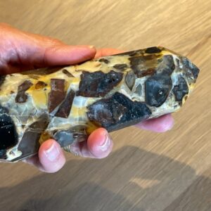 Chalcedoon Mozaïek Meridianen Healing Wand - 6 kantig geslepen: 13.5x5.5x3.5 cm) - 394 gr - ZELDZAAM KRACHTIGE HEALING TOOL
