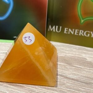 Calciet Piramide 2 - Goudgeel: 4 x 4 x 4 cm (lxbrxh)