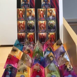 Aartsengelen: Mini Piramides (Orgonite met klittenband): bv in auto - Biedt overal Bescherming + MP3