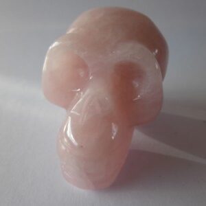 Rozenkwarts Skull 10