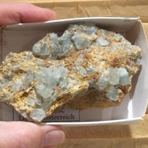 Fluoriet ruw 1: 10x5.5x3 cm (lxbxh) -164 gram