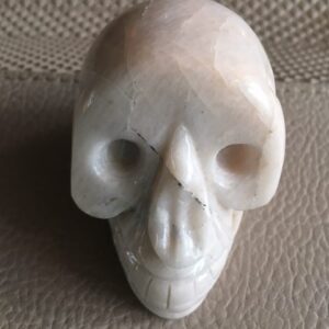 Maansteen Skull - Met Gouden LeMUria Maria frequentie