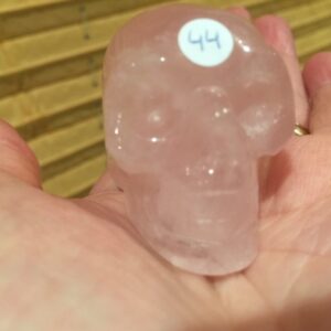 Rozenkwarts Skull 22