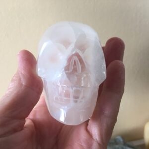 Seleniet wit Alien Skull 24 - Met Wit Zilver-Gouden Moeder Maria frequentie