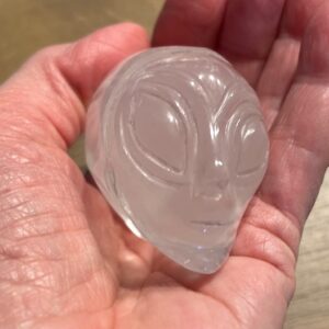 Bergkristal Alien Traveler 1 = 6 x 3.5 x 4 cm