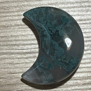 Mosagaat halve Maan 1:  5.5 x 3.5 x 1.5 cm - 44 gram