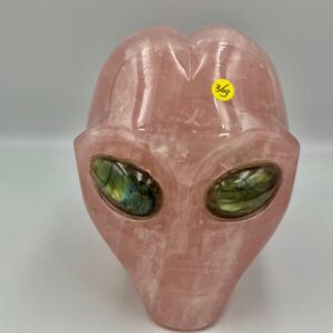 Rozenkwarts Alien Skull met Labradoriet ogen L1: 10.5x8.5x10.5 cm -  1368 gr